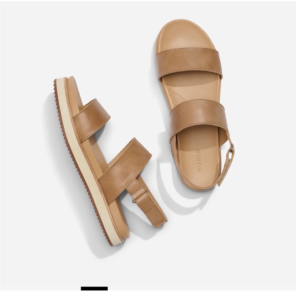 NISOLO GO-TO FLATFORM SANDAL